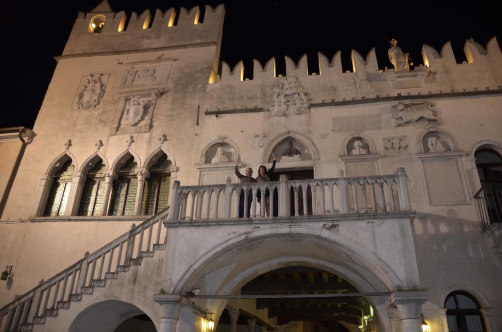 Pretorian Palace. Head of government during Venetian times, it also was meeting place for Marshall Tito and Fidel Castro. Tonight Noves and Marina wave to the audience below. 